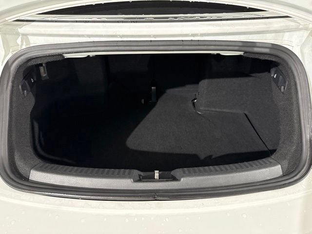 Used 2019 Volkswagen Beetle 2.0T S FWD image 9