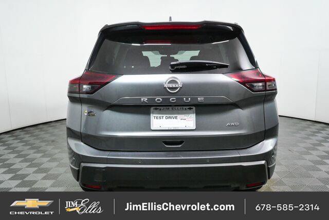 Used 2025 Nissan Rogue SV AWD/4WD image 24