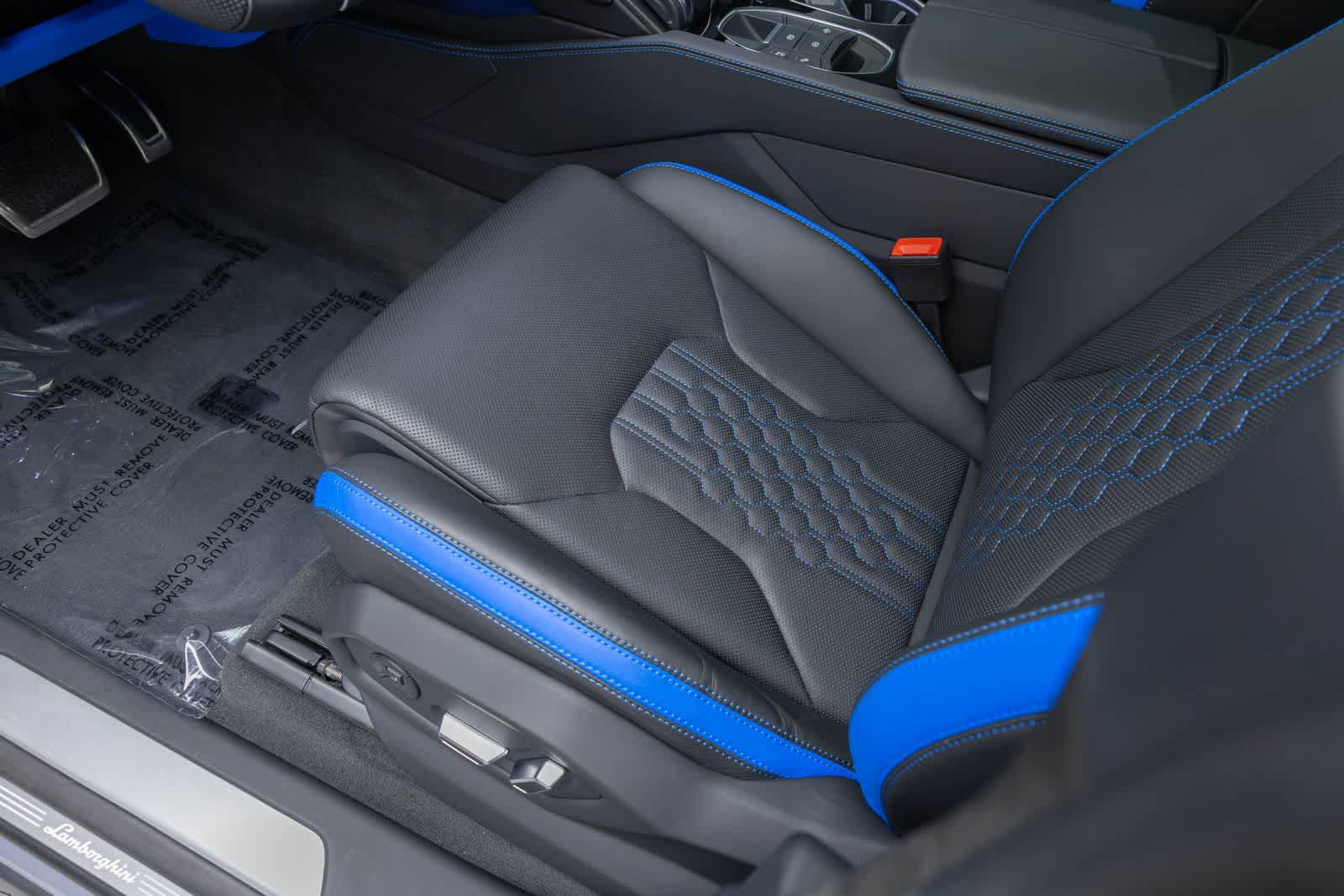 Used 2024 Lamborghini Urus S AWD/4WD image 30