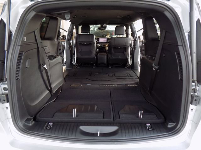 New 2026 Chrysler Pacifica Select image 36