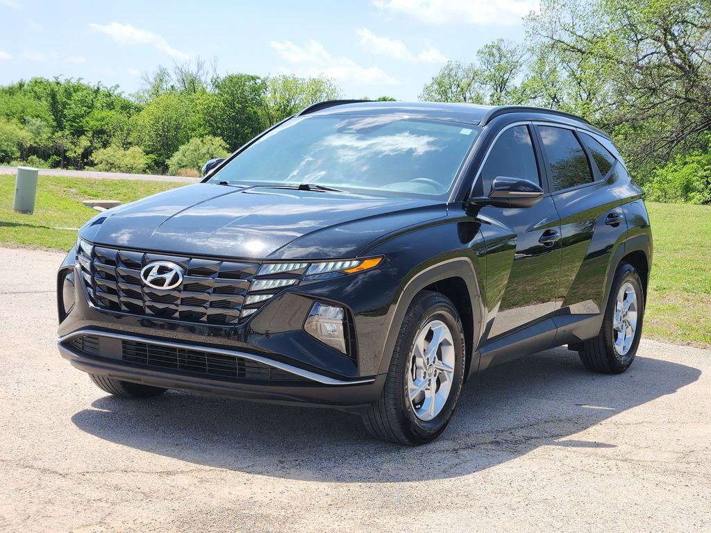 Used 2023 Hyundai Tucson SEL FWD image 3