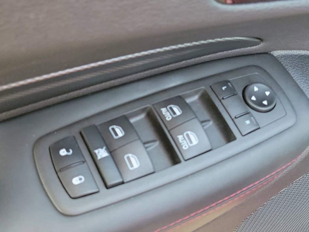 Used 2022 Dodge Durango R/T w/ Trailer Tow Group IV image 24