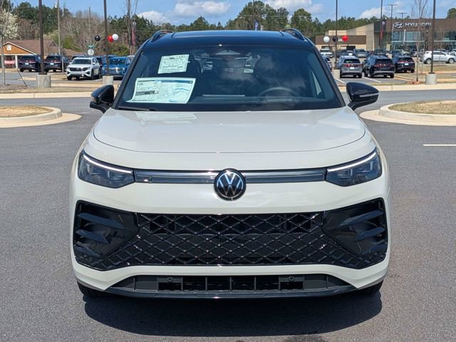 New 2026 Volkswagen Tiguan SE R-Line FWD image 10