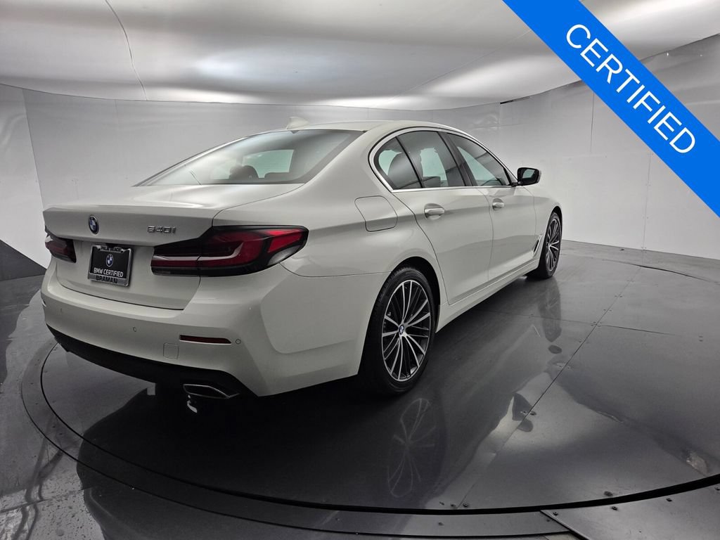 Used 2023 BMW 540i w/ Premium Package RWD image 12