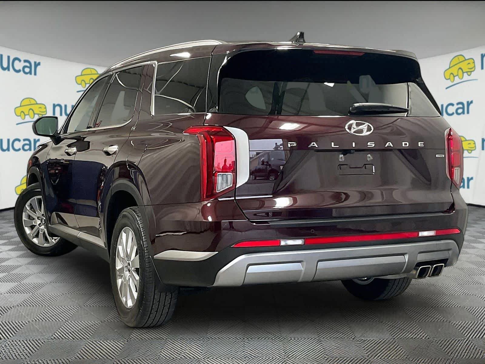 Used 2023 Hyundai Palisade SEL AWD/4WD image 4