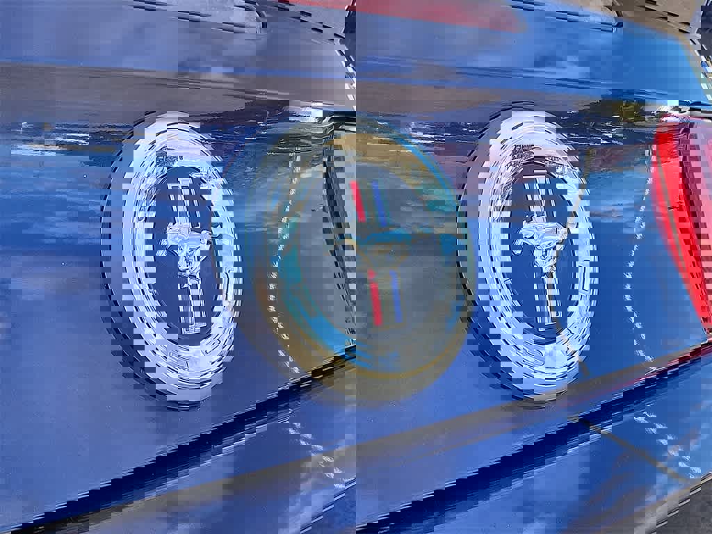 Used 2012 Ford Mustang Premium image 30