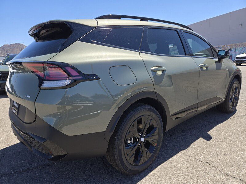 New 2025 Kia Sportage X-Line image 3