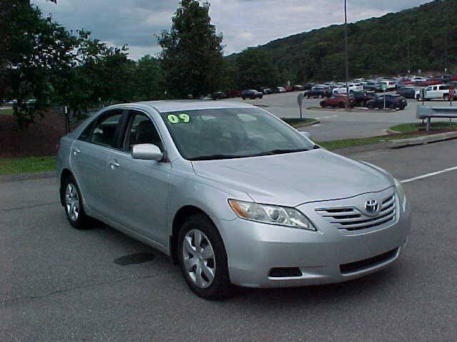 Used 2009 Toyota Camry LE FWD image 38