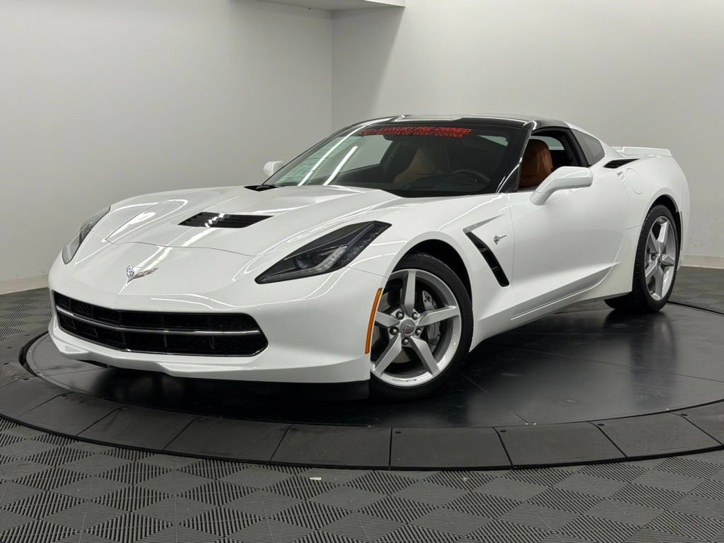 Used 2014 Chevrolet Corvette Stingray Coupe w/ 2LT Preferred Equipment Group RWD video 3