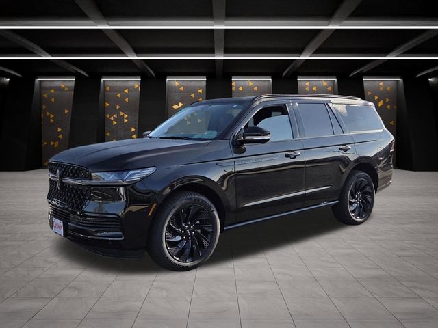 New 2026 Lincoln Navigator Reserve w/ Jet Appearance Package AWD/4WD image 4