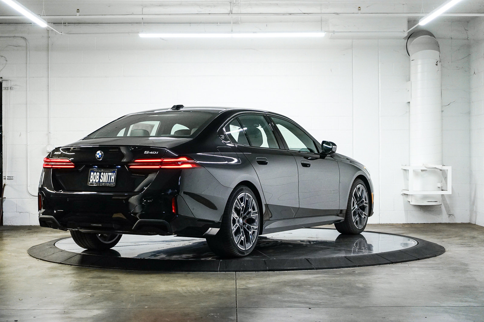 New 2027 BMW 540i xDrive w/ M Sport Package AWD/4WD image 6