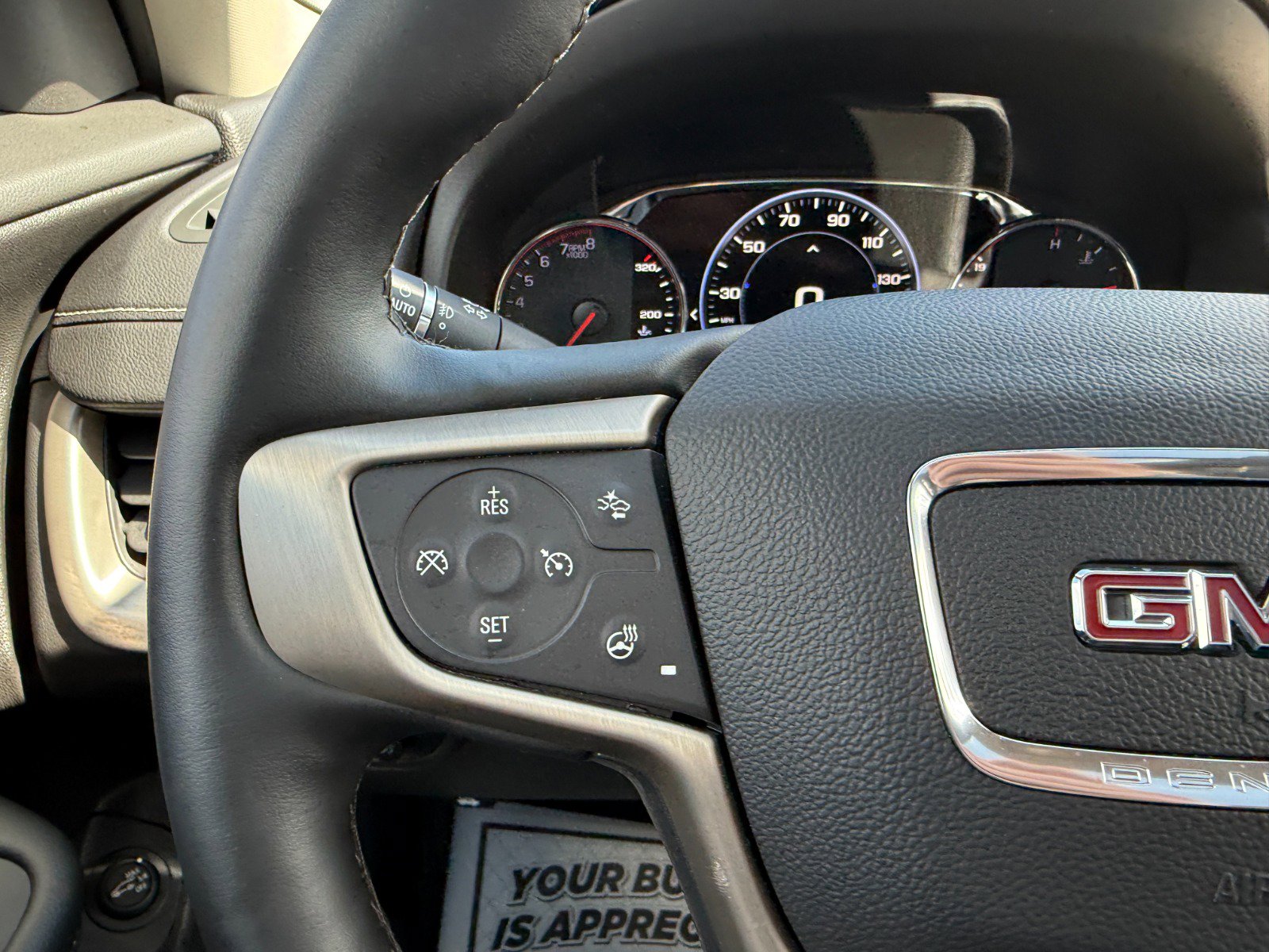 Used 2024 GMC Terrain Denali w/ Black Diamond Edition image 30