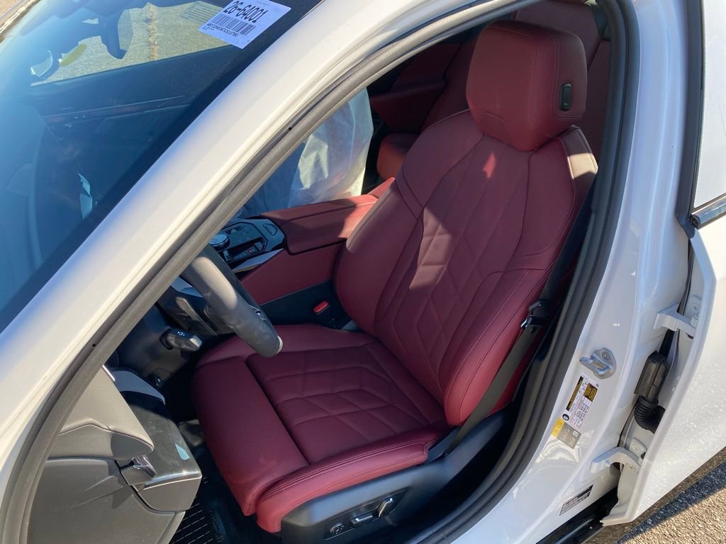 New 2026 BMW i5 eDrive40 image 11