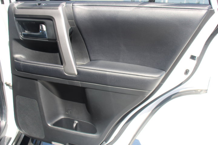 Certified 2019 Toyota 4Runner SR5 Premium AWD/4WD image 19