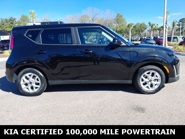 Certified 2025 Kia Soul LX w/ LX Technology Package image 4