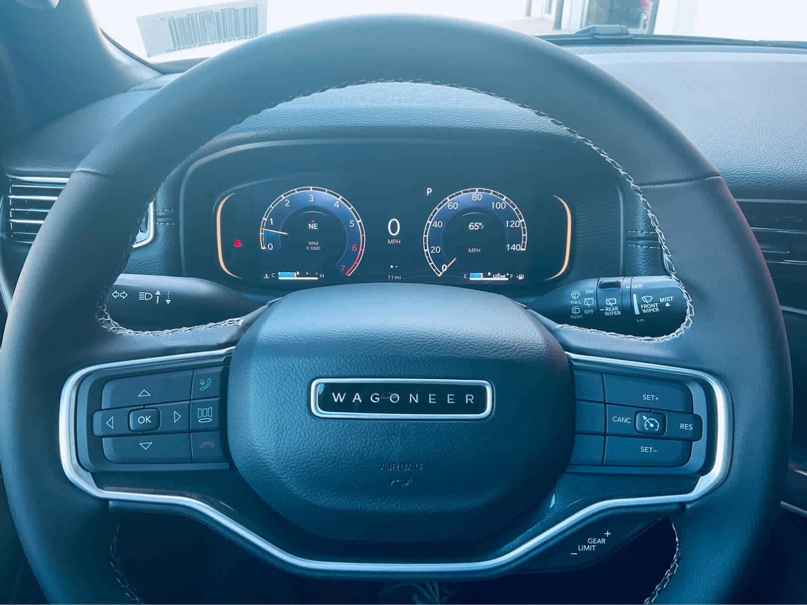 Used 2024 Jeep Wagoneer 4WD image 24