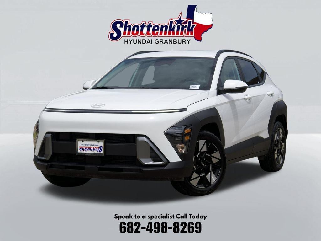 Used 2025 Hyundai Kona SEL FWD image 1