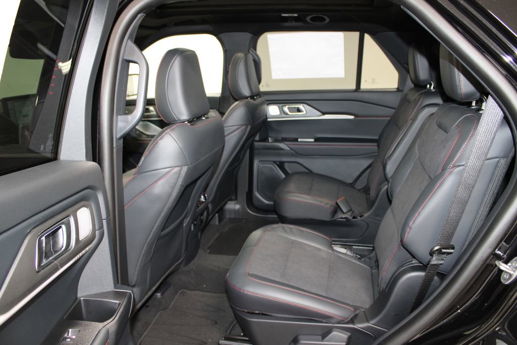New 2026 Ford Explorer ST w/ Sun And Sound Package image 23