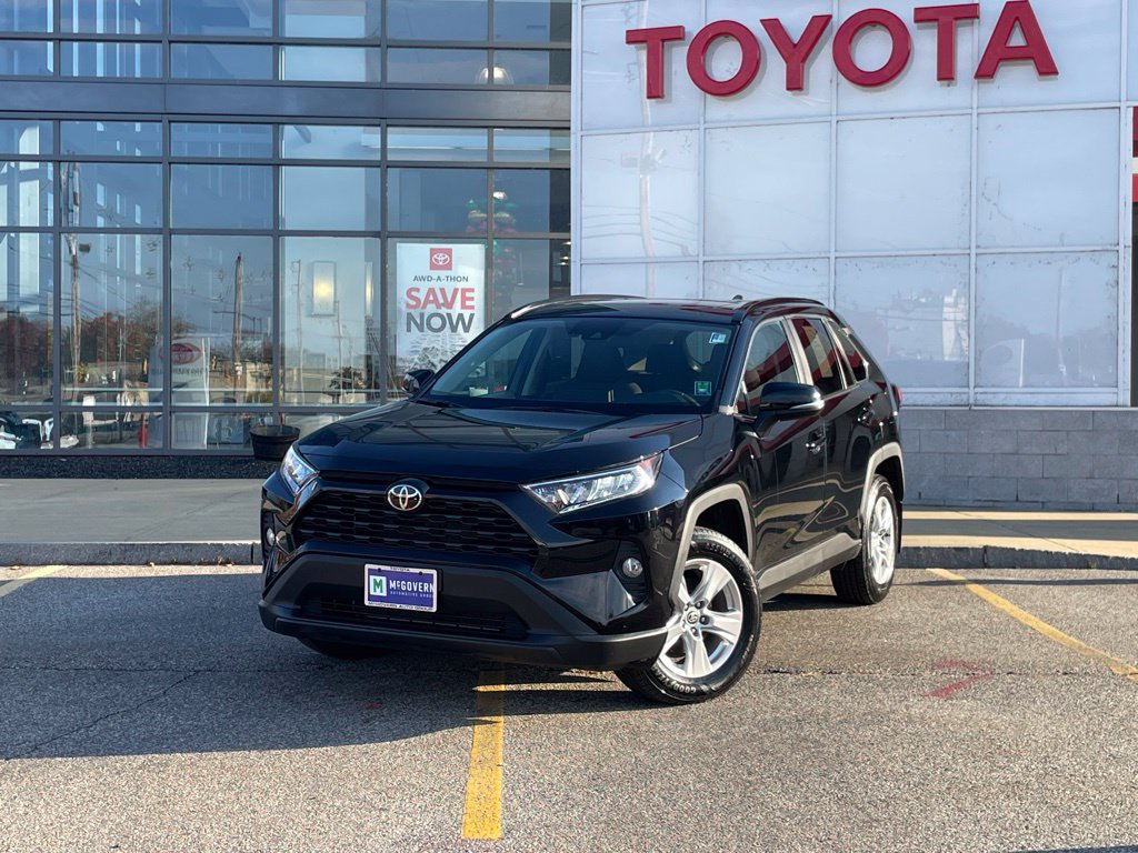 Used 2021 Toyota RAV4 XLE w/ Convenience Package