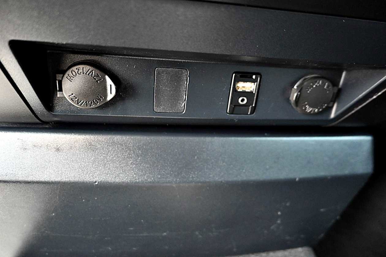 Used 2016 Toyota Tundra SR w/ Tow Package image 25