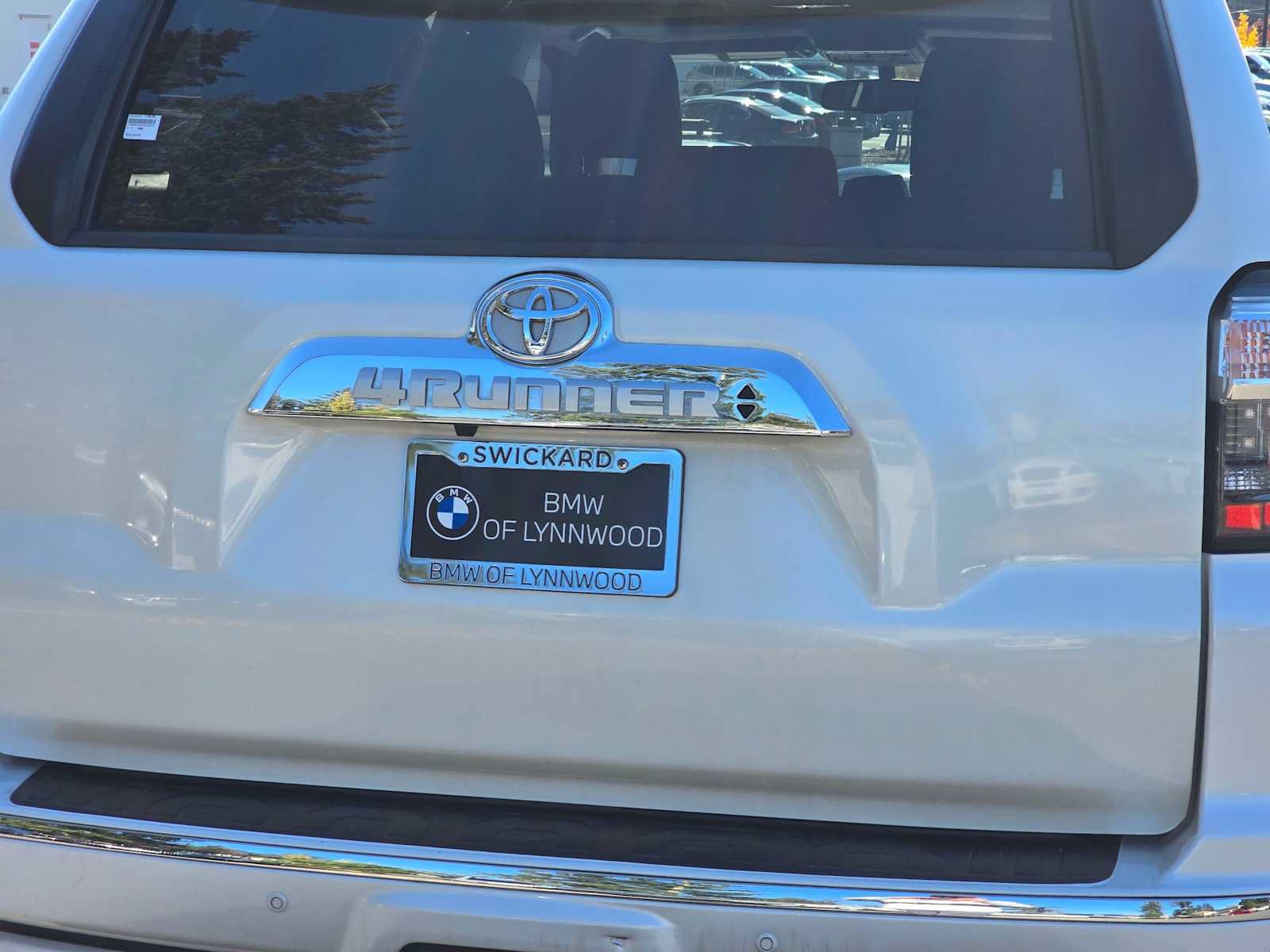Used 2019 Toyota 4Runner Limited AWD/4WD image 13
