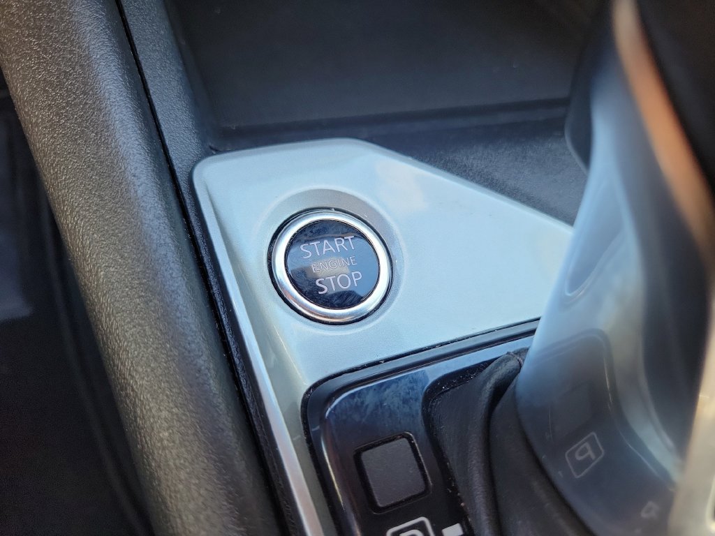 Used 2025 Nissan Altima 2.5 SV FWD image 34