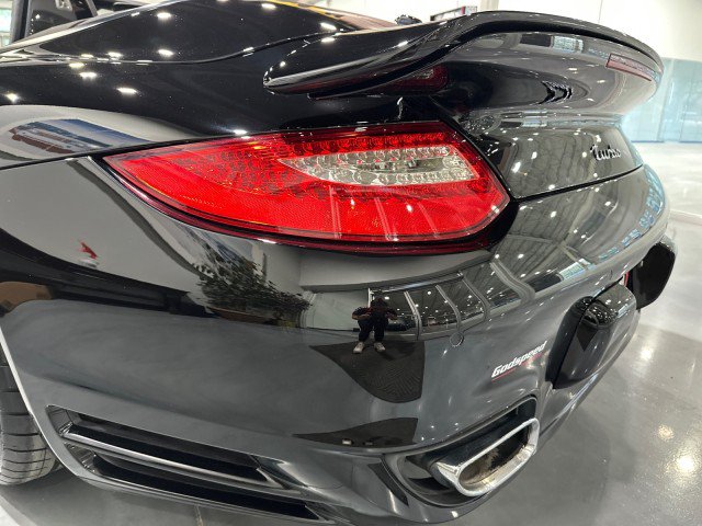 Used 2010 Porsche 911 Turbo AWD/4WD image 38