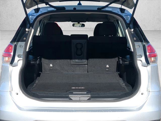 Used 2016 Nissan Rogue S image 6