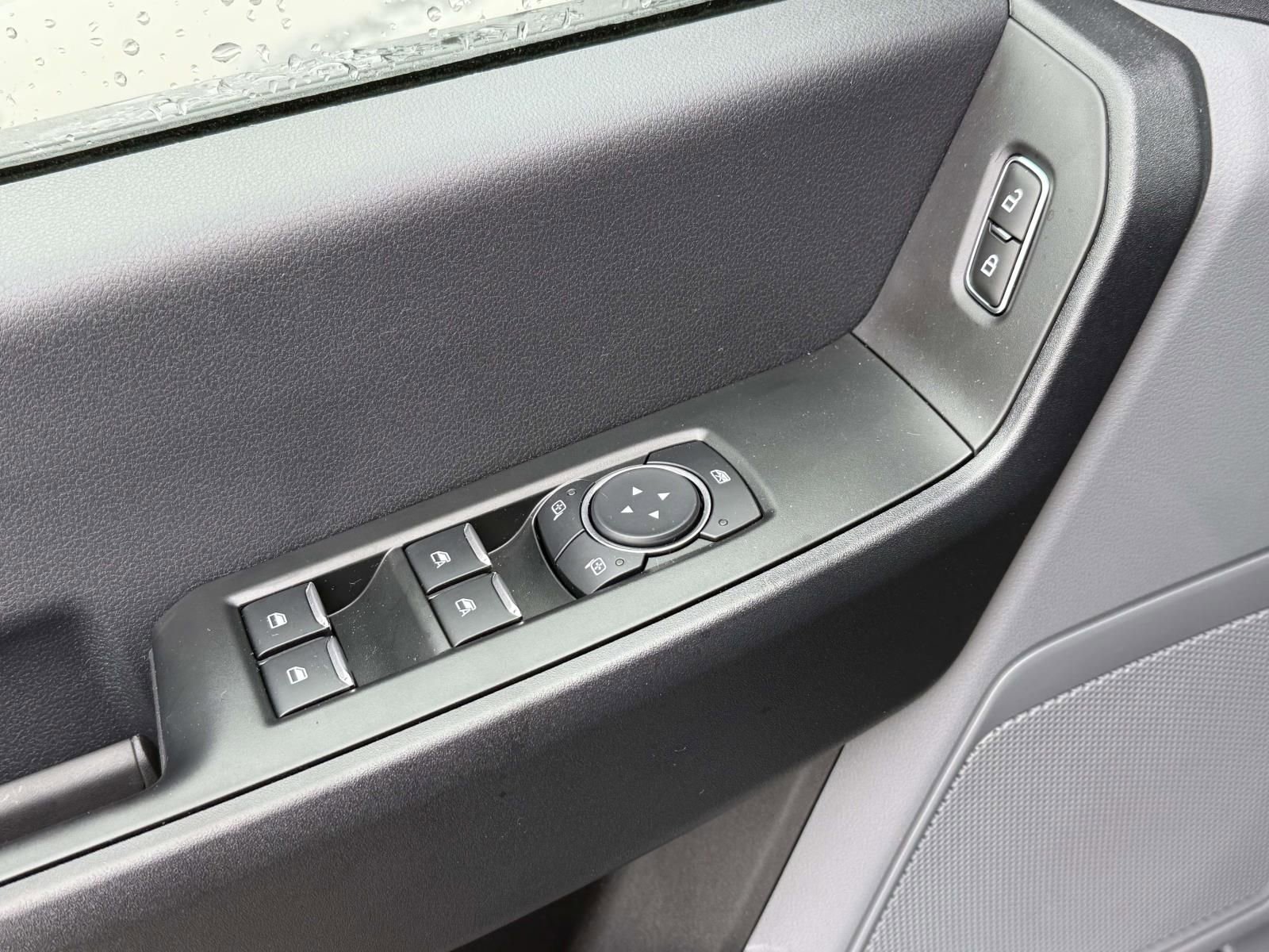 New 2026 Ford F250 XL w/ XL Chrome Package image 19