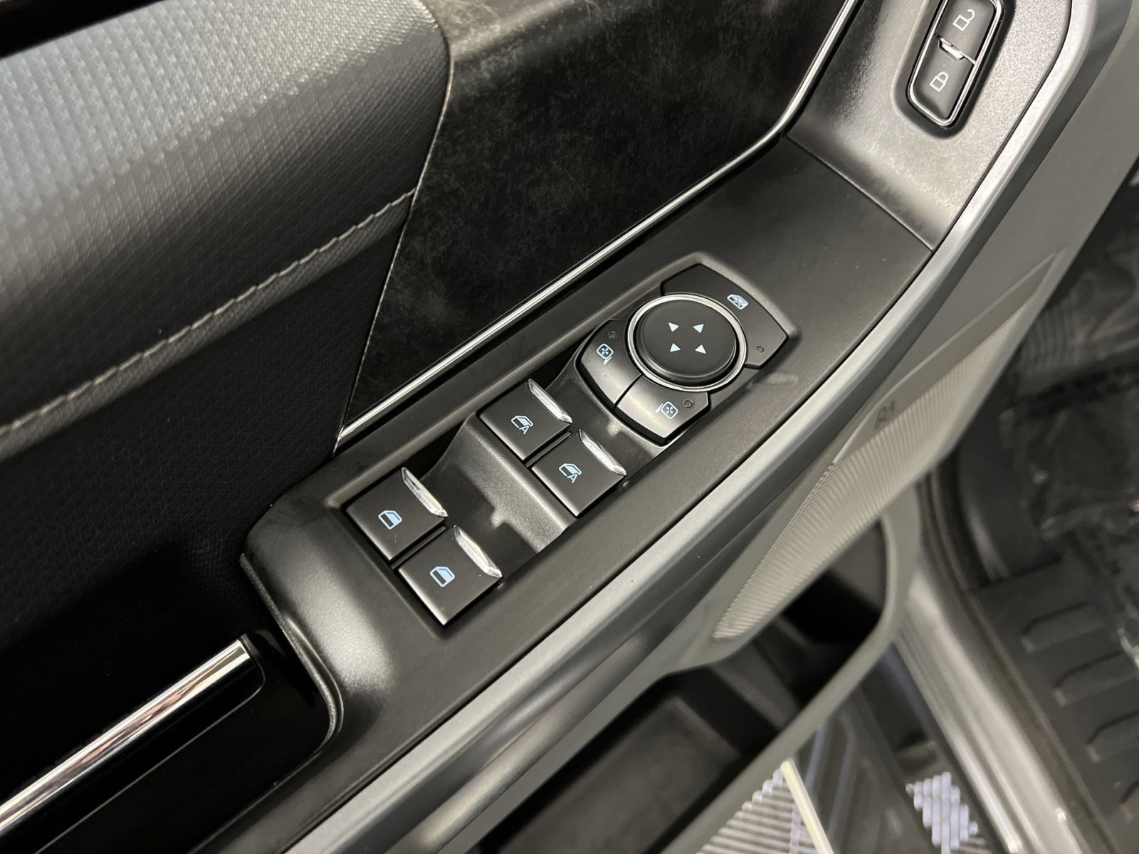 Used 2021 Ford F150 XLT w/ Equipment Group 302A High image 15