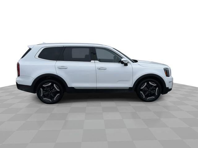 Used 2023 Kia Telluride S w/ S Sunroof Package image 9