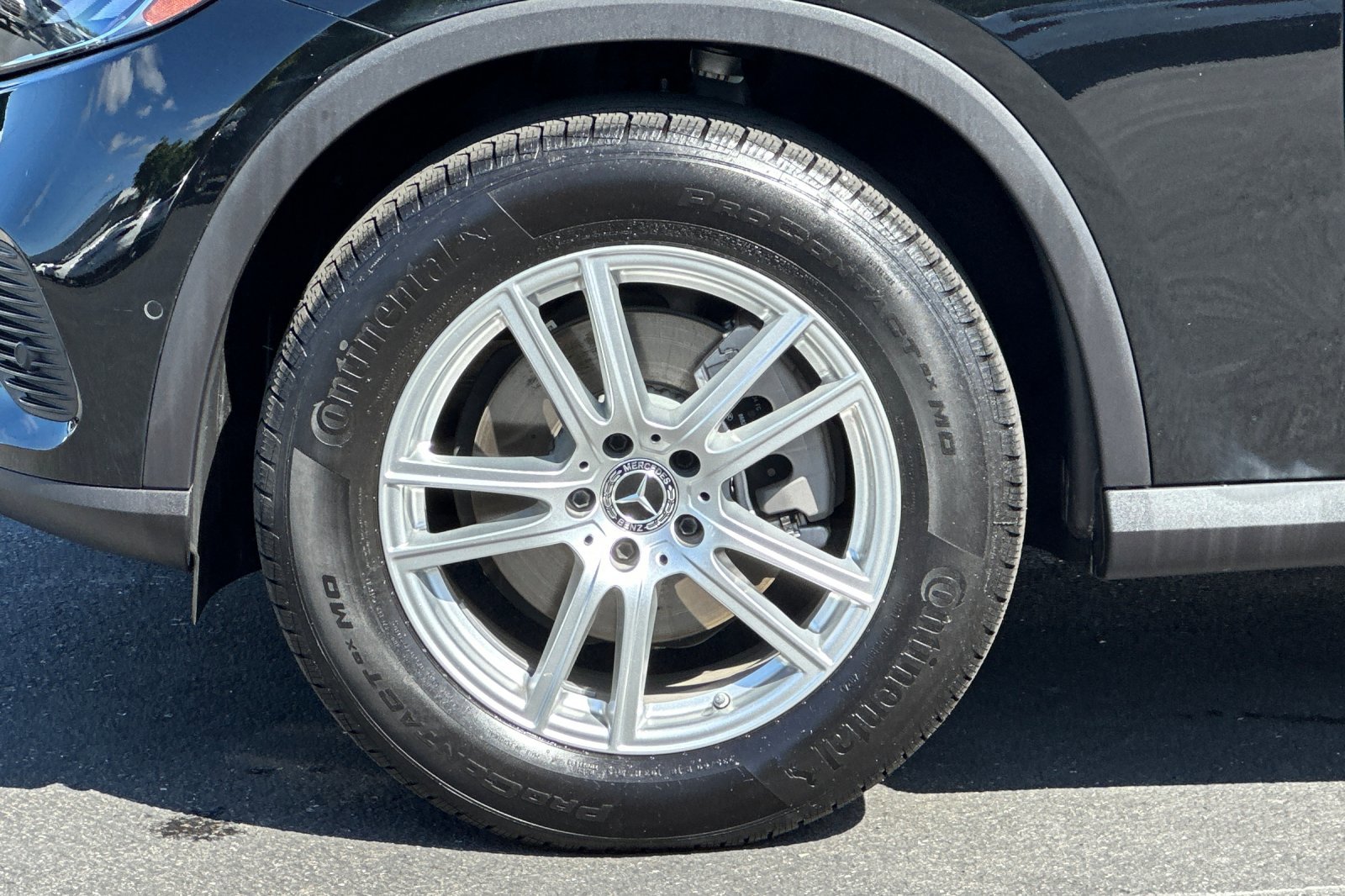 Certified 2025 Mercedes-Benz GLC 300 4MATIC image 25