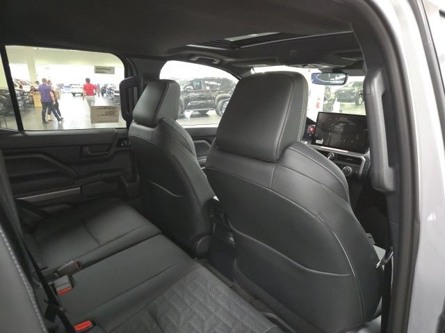 New 2026 Toyota 4Runner TRD Off-Road Premium AWD/4WD image 11