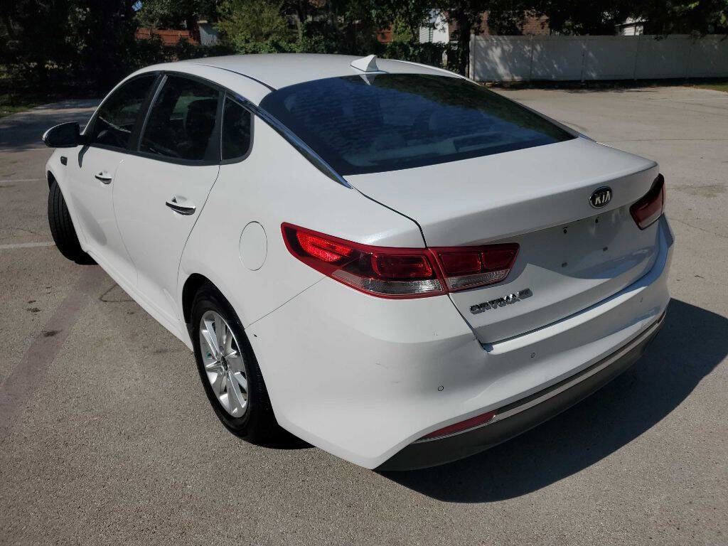 Used 2018 Kia Optima LX w/ Convenience Package FWD image 4