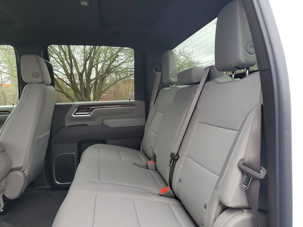 New 2026 Chevrolet Silverado 2500 LT w/ All Star Edition AWD/4WD image 8