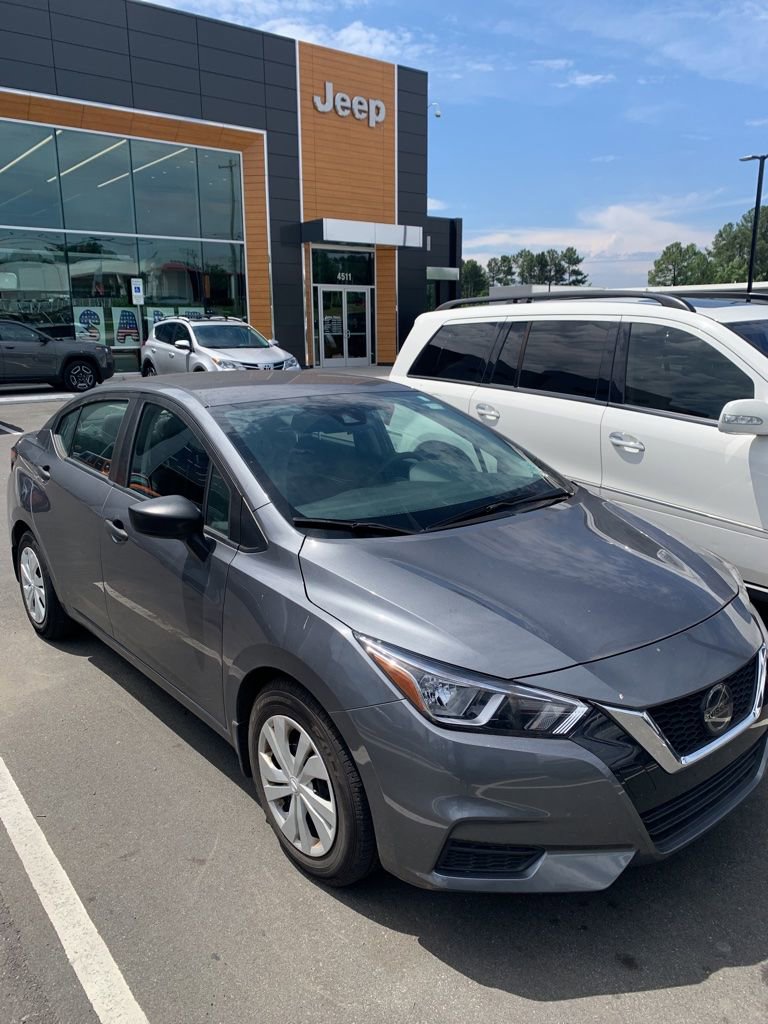 Used 2021 Nissan Versa S FWD image 10