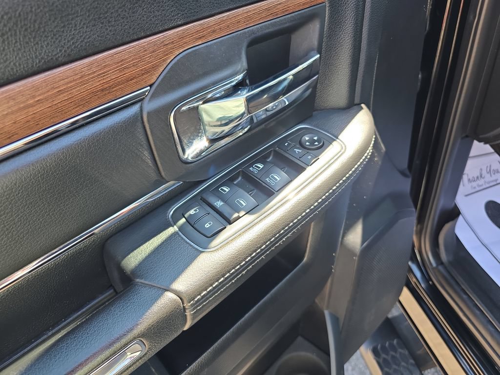 Used 2015 RAM 2500 Laramie w/ Black Appearance Group AWD/4WD image 14