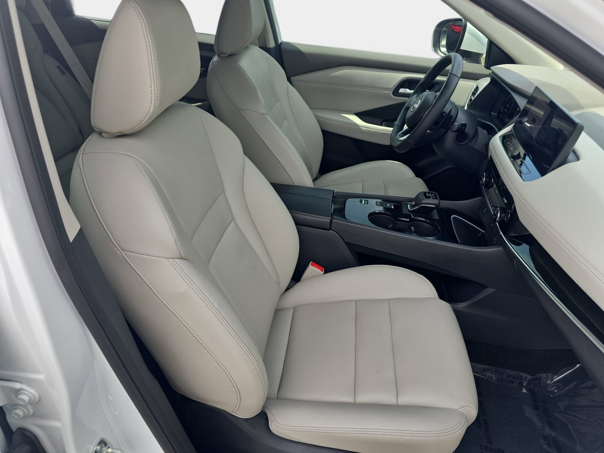Used 2024 Nissan Rogue SL w/ SL Premium Package FWD image 10