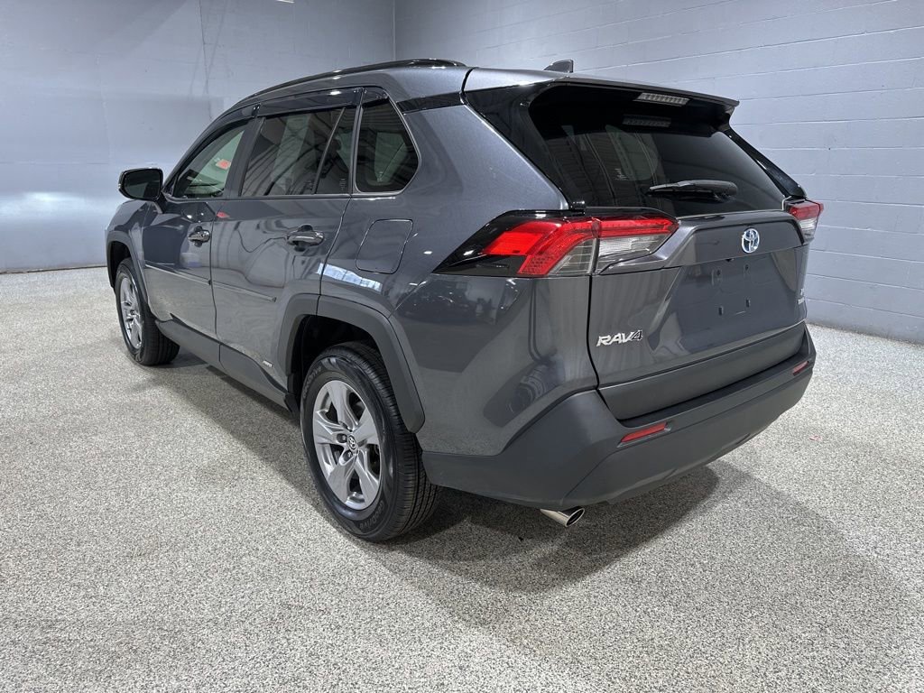 Certified 2022 Toyota RAV4 LE image 7