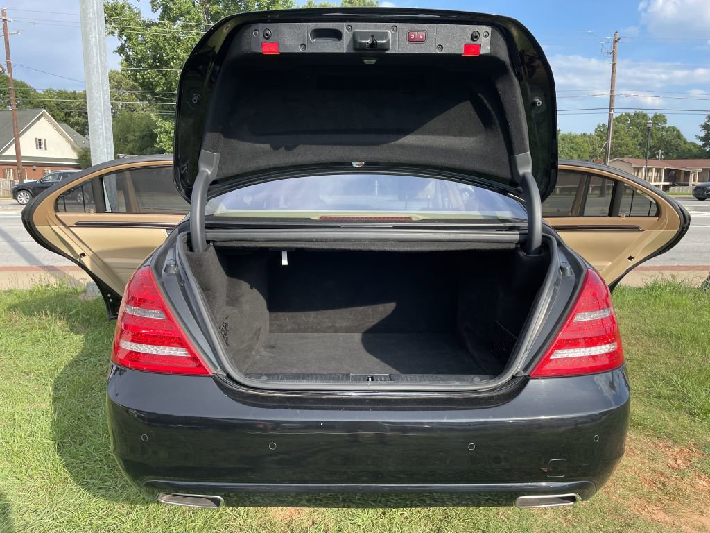 Used 2013 Mercedes-Benz S 550 4MATIC image 9