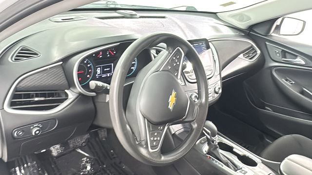 Used 2024 Chevrolet Malibu LT image 31