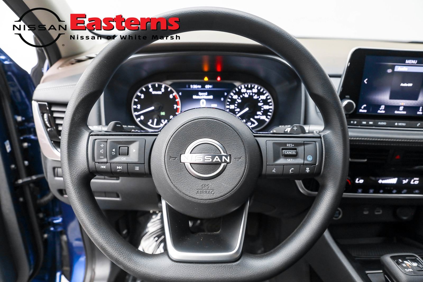 Used 2022 Nissan Rogue SV image 33