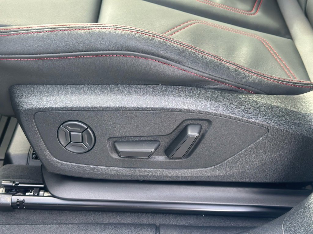 Used 2025 Audi Q3 2.0T Premium Plus image 16