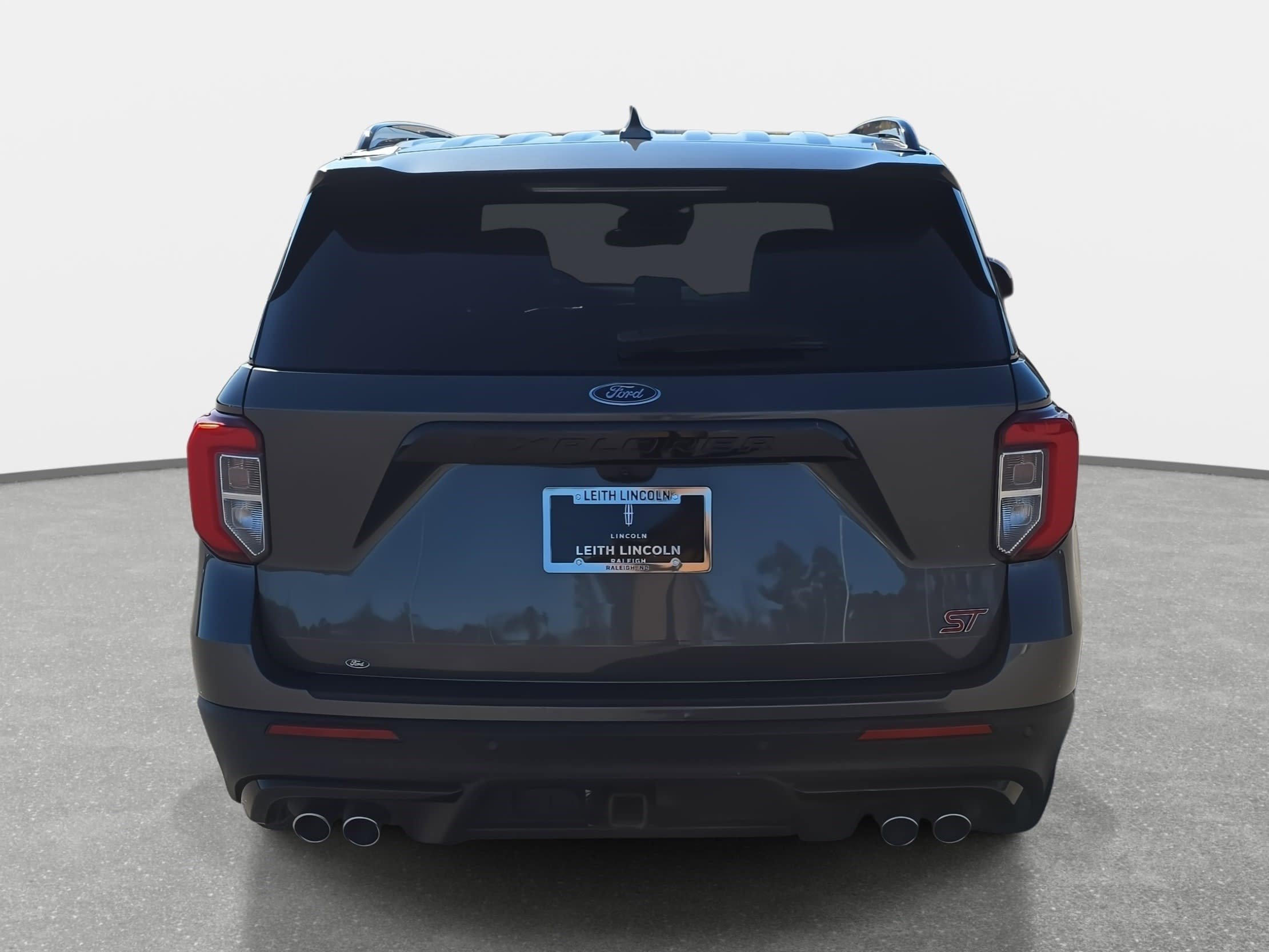 Used 2020 Ford Explorer ST w/ ST Street Pack image 6