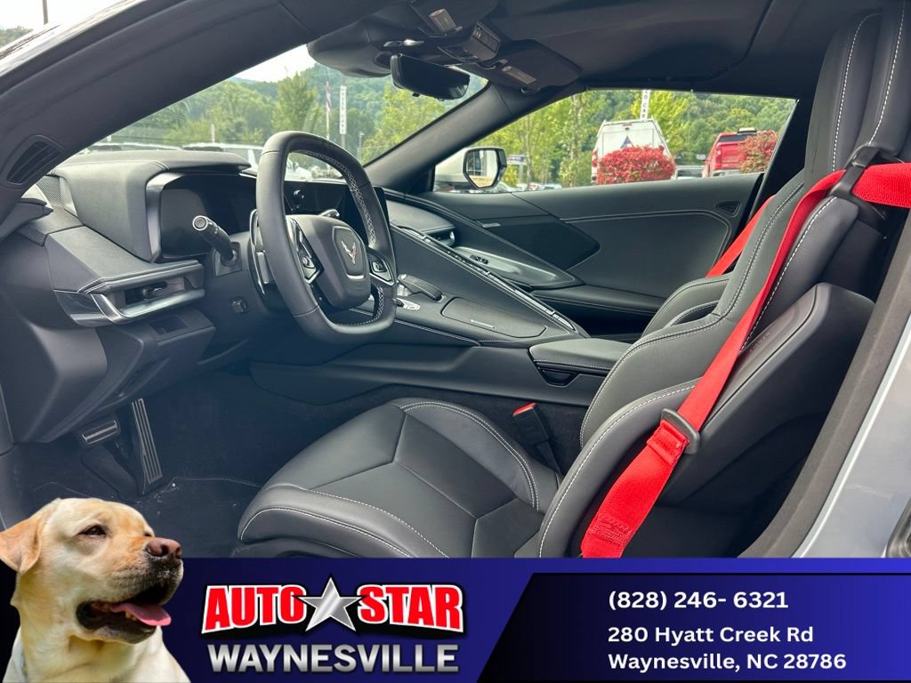 Used 2024 Chevrolet Corvette Stingray Convertible w/ 1LT RWD image 8