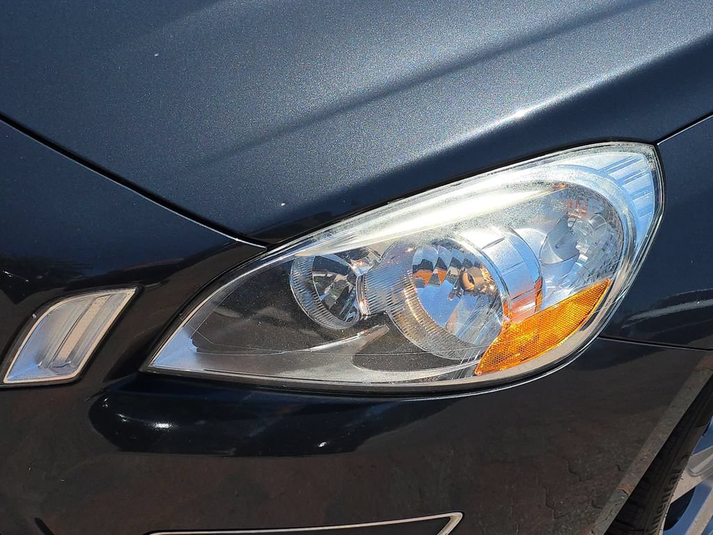 Used 2012 Volvo S60 T5 FWD image 34