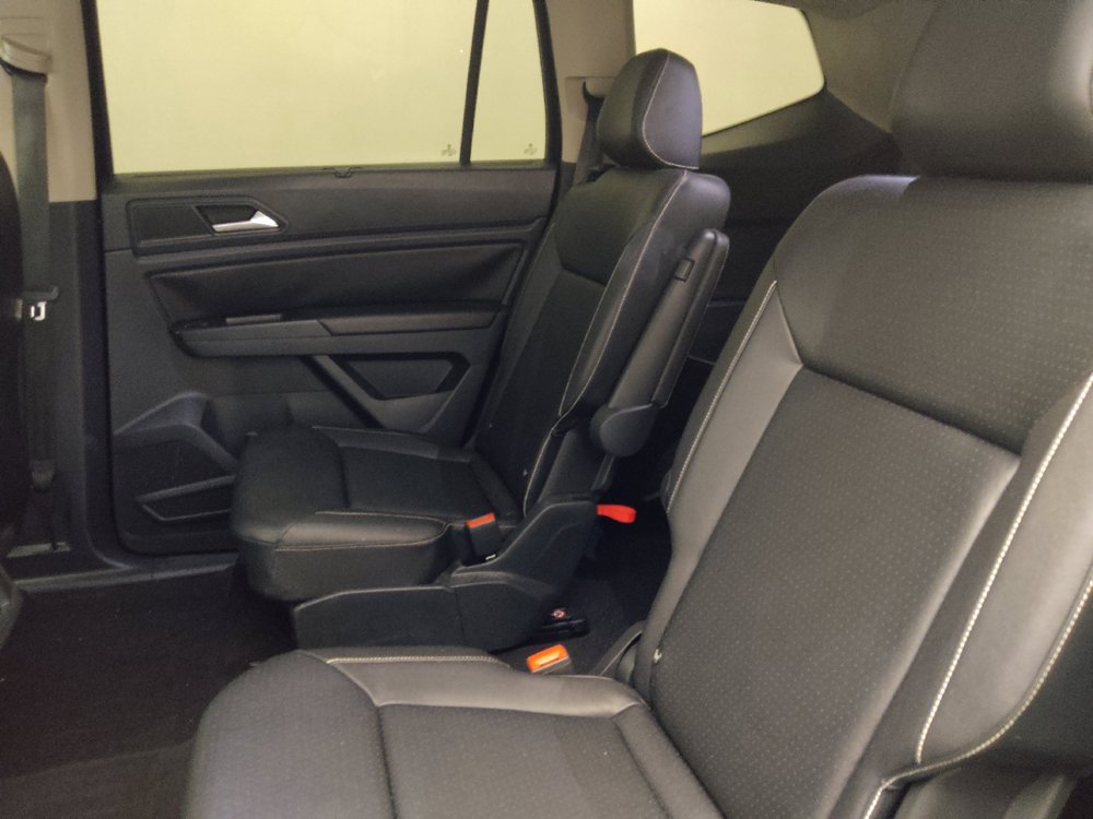 Used 2021 Volkswagen Atlas SE w/ Towing Package FWD image 18