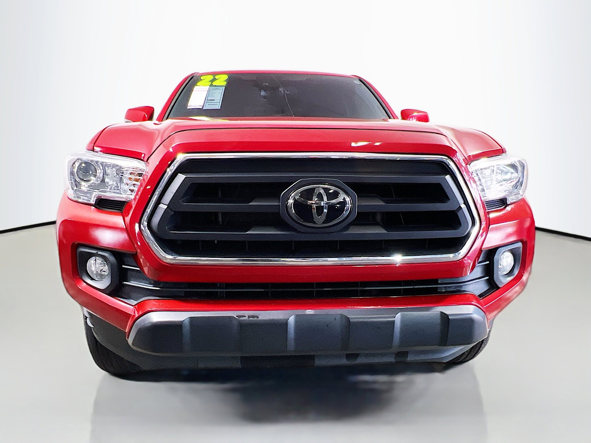 Used 2022 Toyota Tacoma SR5 image 11