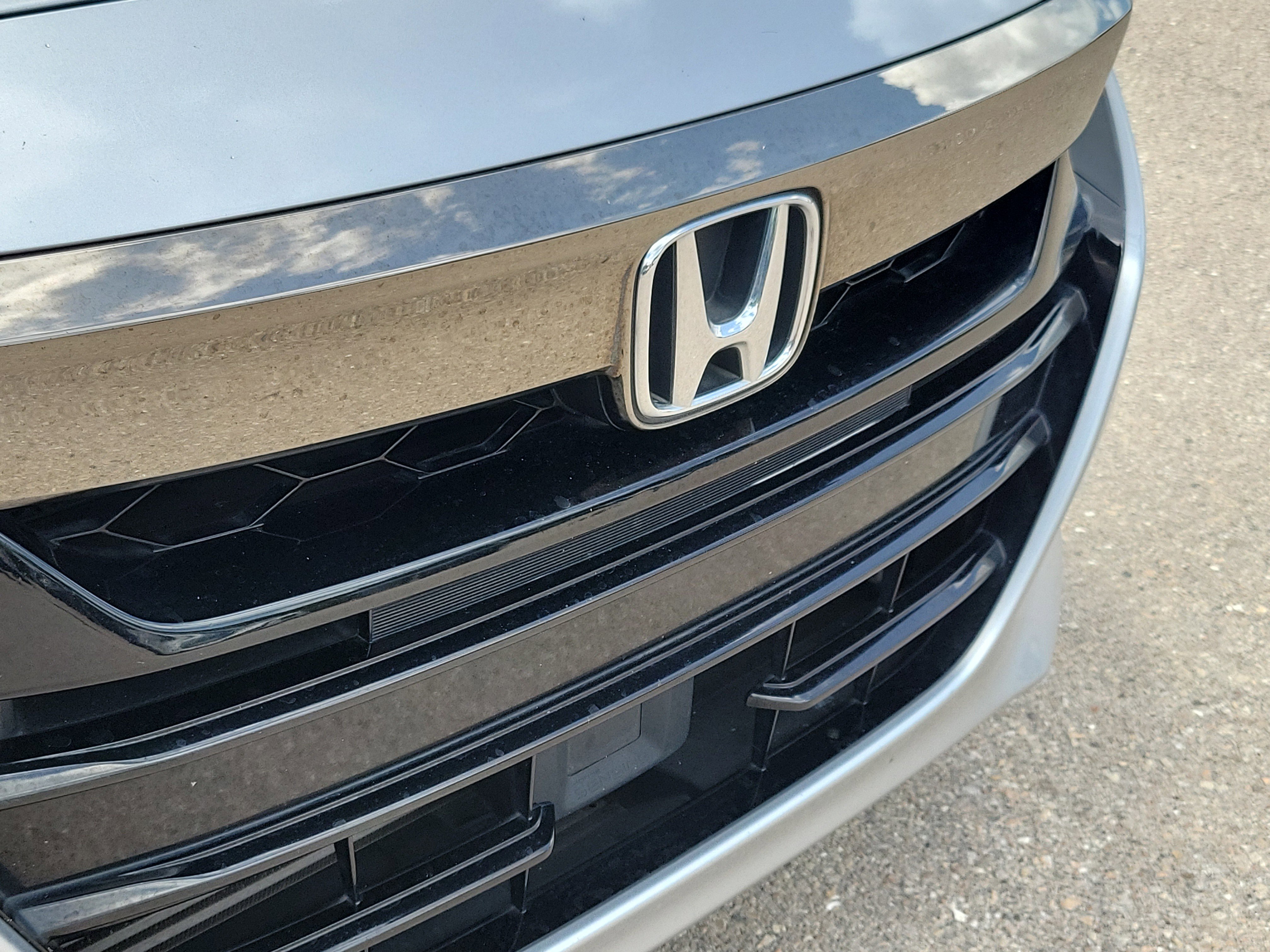 Used 2019 Honda Accord Sport image 9
