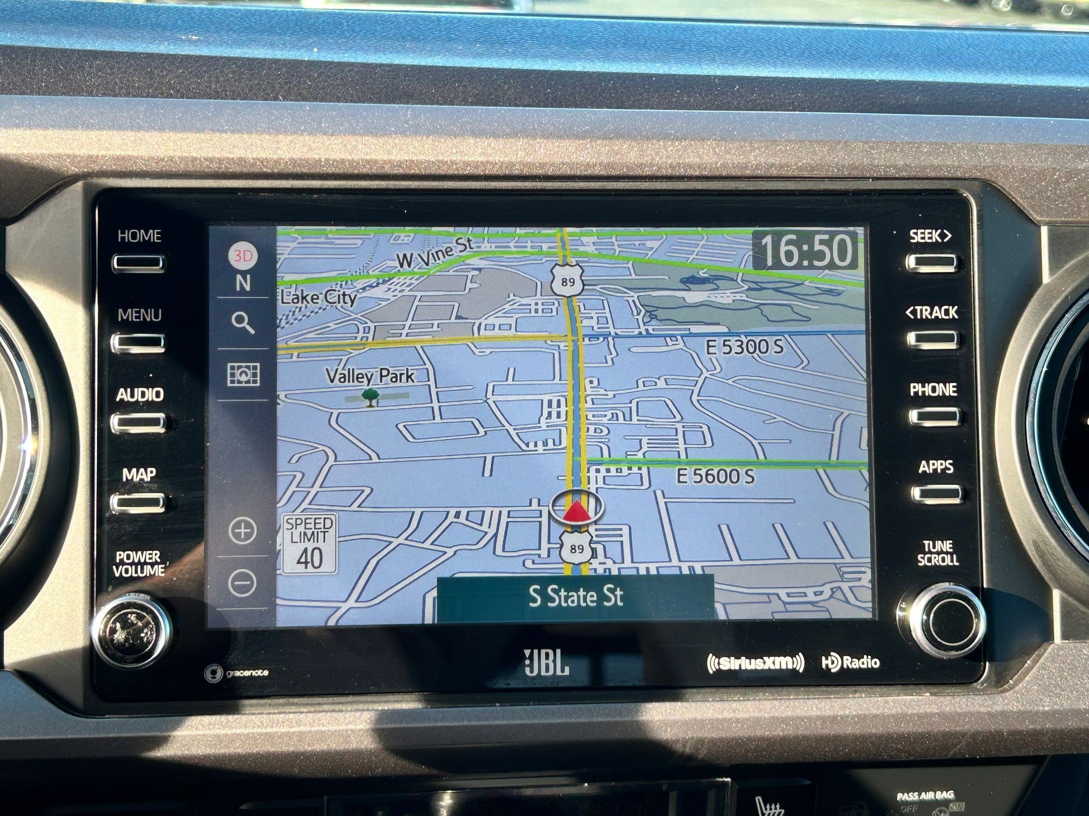 Used 2020 Toyota Tacoma Limited image 21